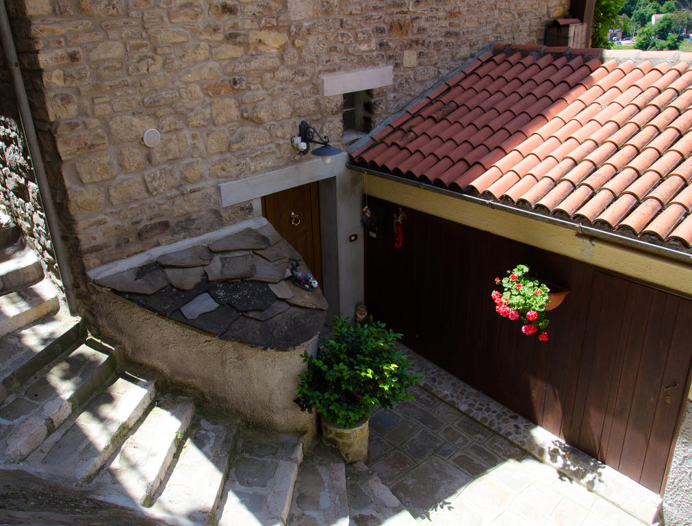 B&B La Perla Nelle Dolomiti Castelmezzano Bagian luar foto